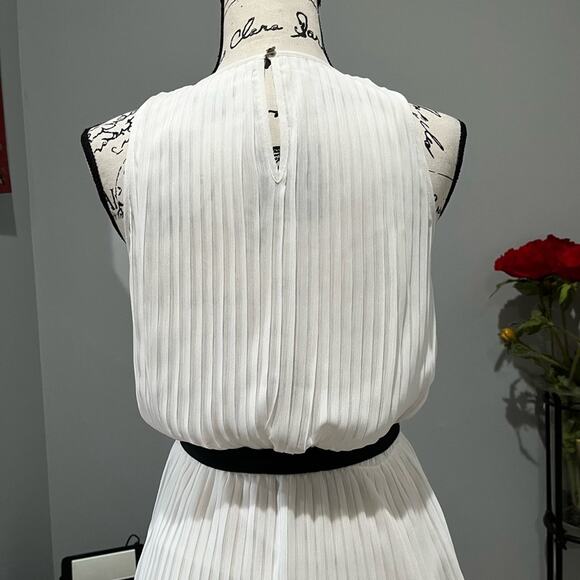 NEW Ann Taylor Belted Longline Sleeveless Pleated Peplum Layering Blouse 2P NWT - Picture 8 of 16